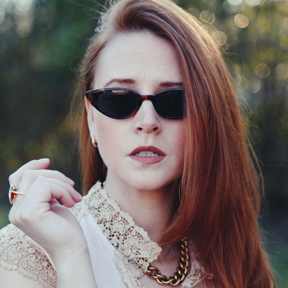 Meet your Posher, Danielle